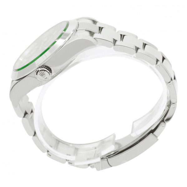 rolex-milgauss-116400gv-blue-dial.png Rolex Milgauss Black Dial Green Crystal M116400GV-0001 Oyster Replica